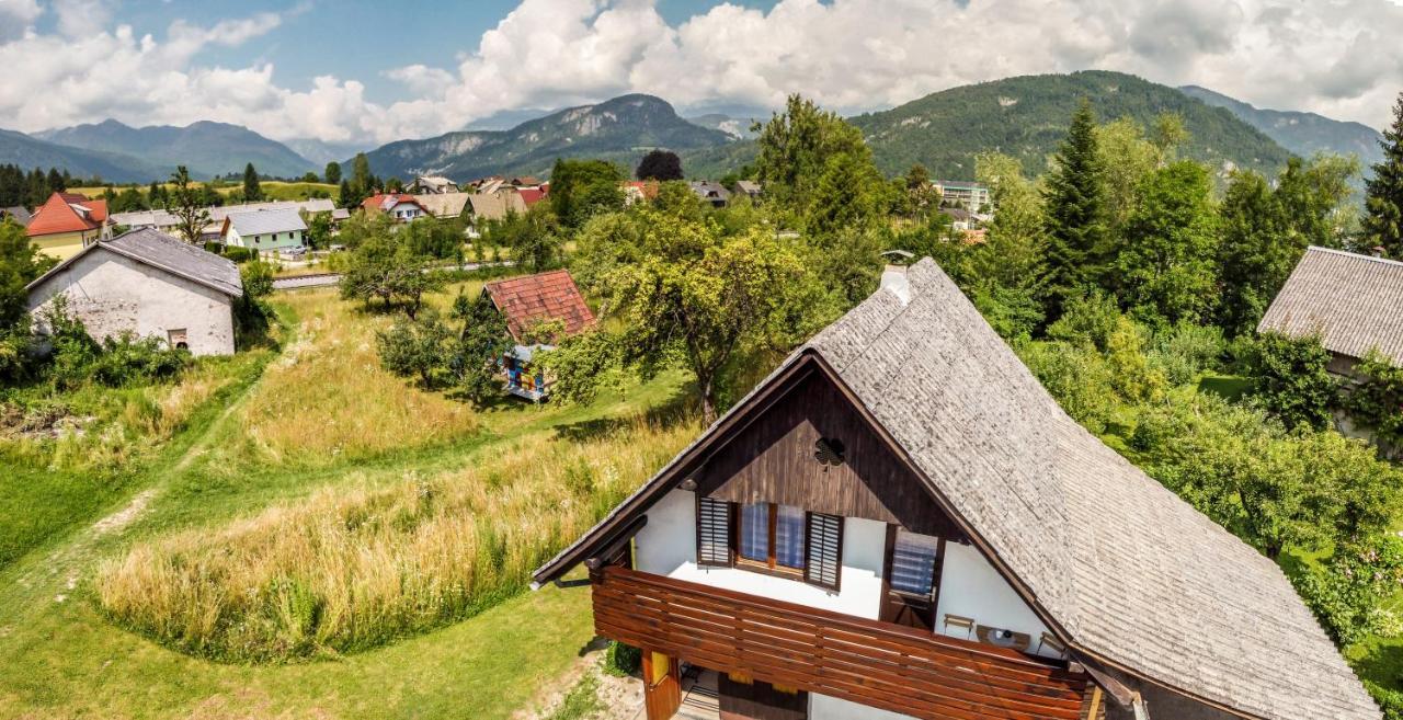 Apartma Petra Ravnik - Wanderer's Hut Lejlighed Bohinj Eksteriør billede